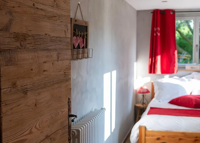 Jonquille Avec Entree Privee Et Animaux Admis - Fr-1-589-718